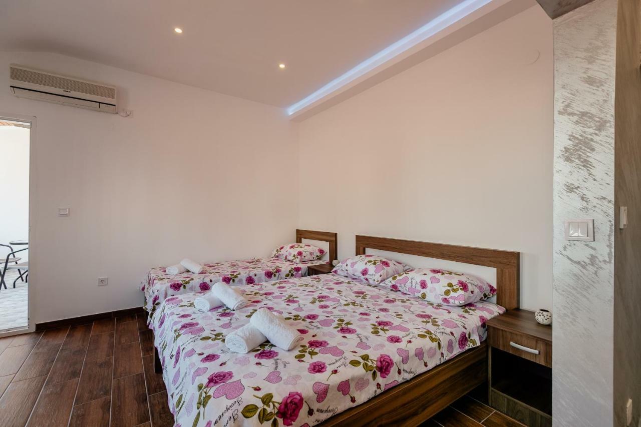 Apartman Mia Herceg Novi Esterno foto
