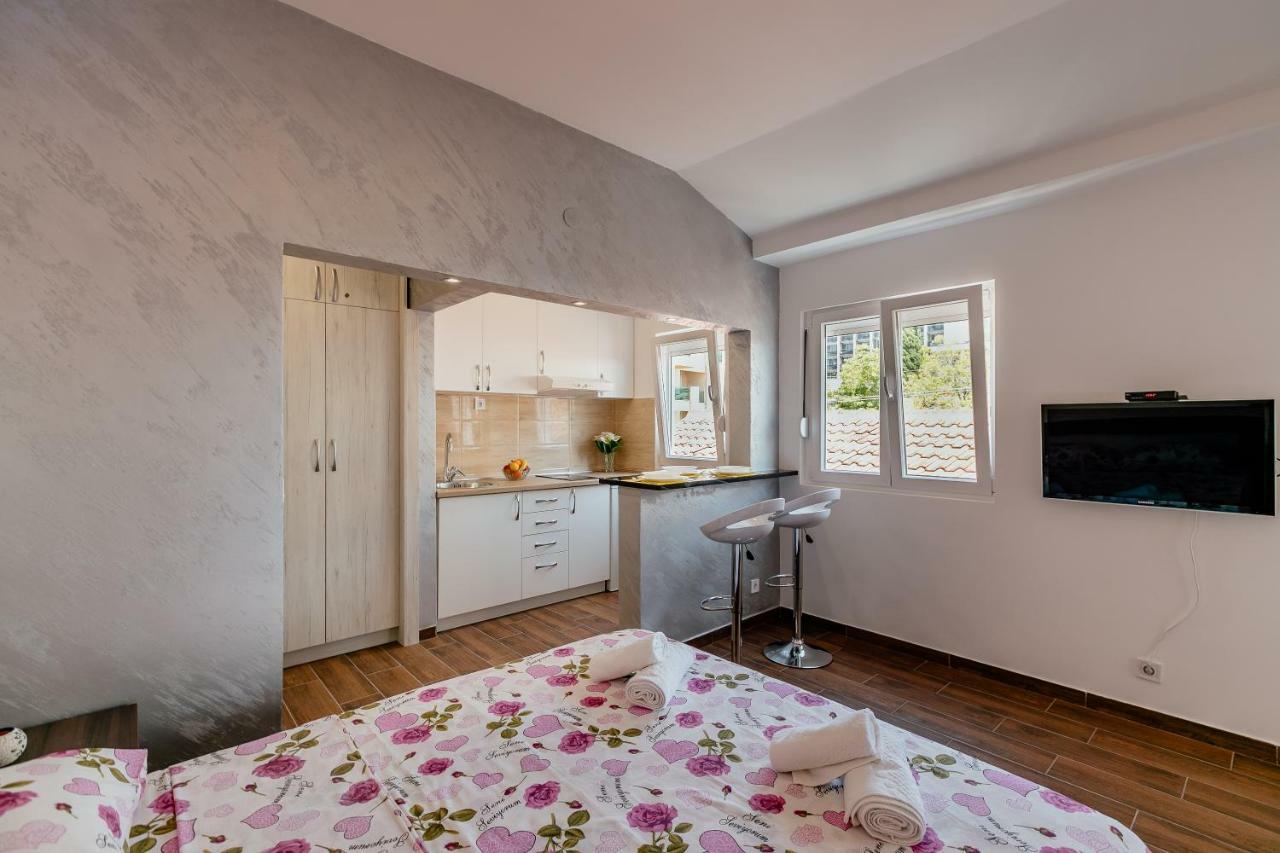 Apartman Mia Herceg Novi Esterno foto